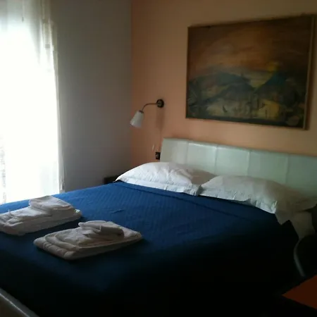 فندق مبيت وإفطار Ripa Del Naviglio *