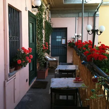 Ripa Del Naviglio Bed & Breakfast Milan