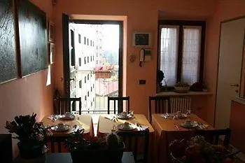Ripa Del Naviglio B&B 밀라노